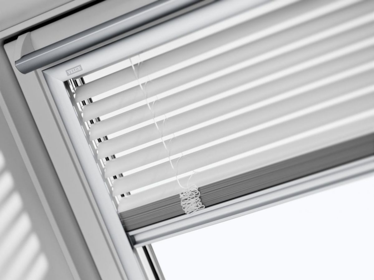 VELUX Store vénitien électrique PML pour fenêtre de toit MK04 78x98 cm blanc ref PML MK04 7001