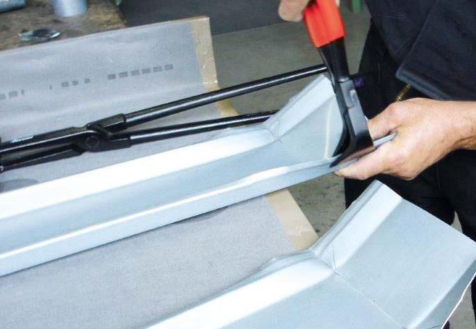 Pince à Border Coudée 90° Pour Angle DIMOS 215573