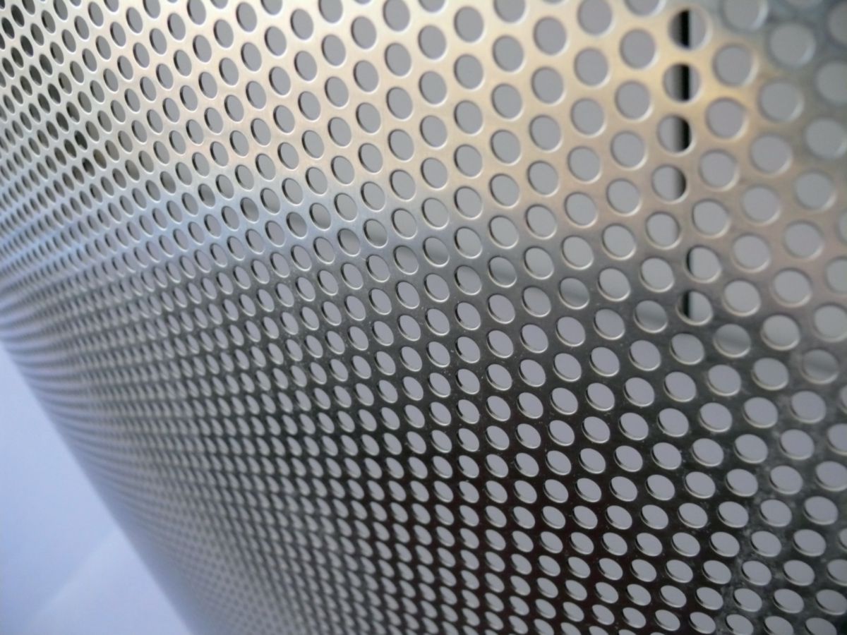 VMZINC Feuille de zinc naturel perforée à 36 épaisseur 0,80mm